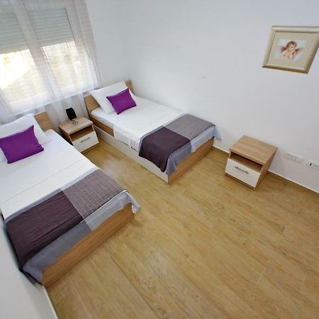 Luxury Apartments Sikiric_2 With Fantastic View On The Sea 比比涅 外观 照片